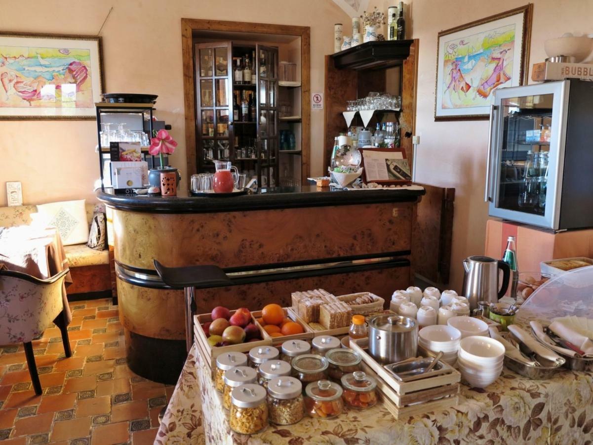 Hotel Villa Campana Cala Liberotto Buitenkant foto